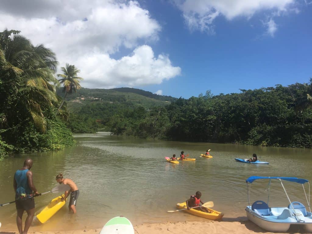 initiation au kayak en proximité de Grande Anse