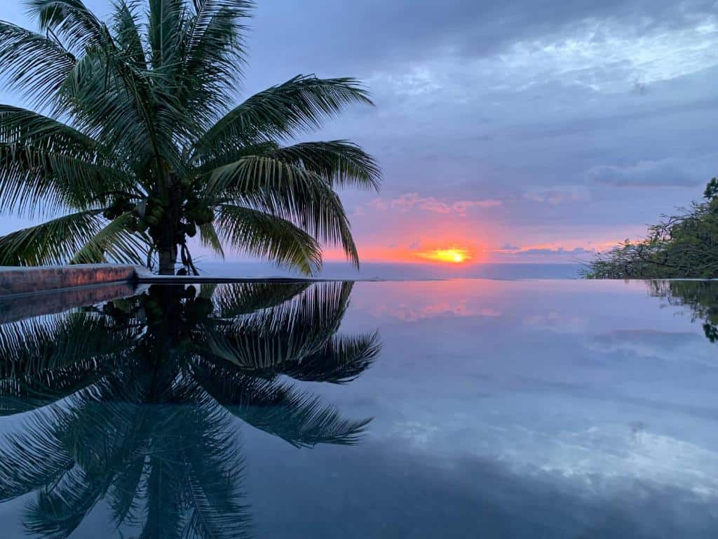 coucher de soleil romantique en Guadeloupe